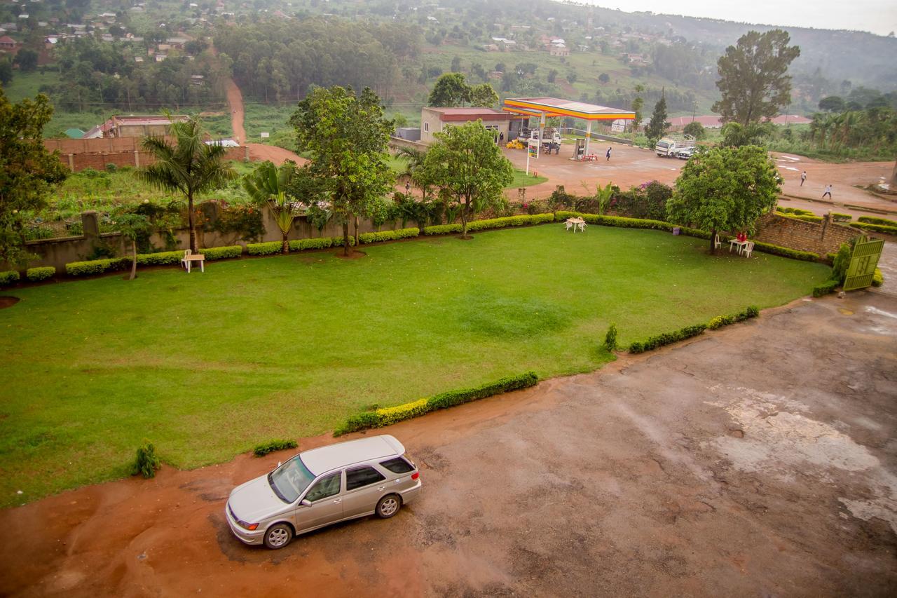 Vienna Golden Hotel Masaka Exterior photo